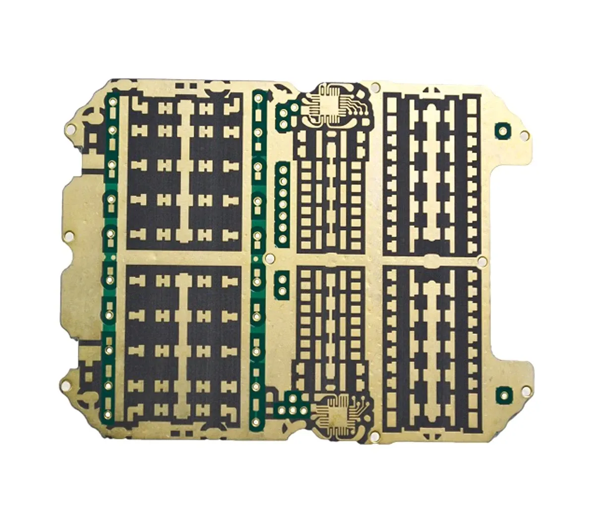 High-frequency PCB with controlled impedance traces